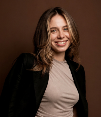 Liza Zelenova